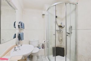 SHOWER ROOM- click for photo gallery